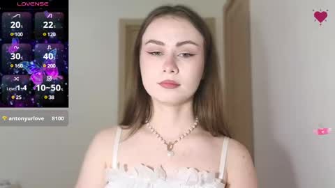 Amina online show from December 2024 08:07:02 PM