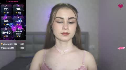 Amina online show from January 2025 01:23:02 AM