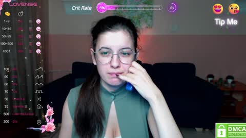 Amina online show from January 2025 12:31:02 PM