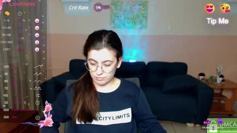 Amina online show from February 2025 03:32:02 PM