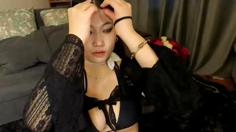 aminasaffron online show from October 2025 10:33:01 AM