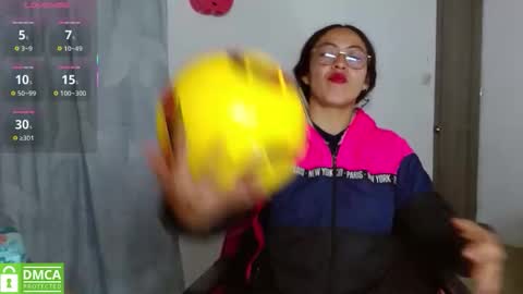 amitlu_ online show from January 2026 09:42:01 PM