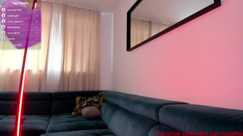 Snapshot of amj_b chatting on February 2025 09:45:01 AM Amy online show from February 2025 09:45:01 AM