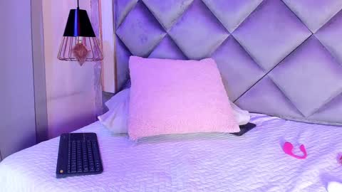 ammy durand online show from February 2025 10:23:02 PM