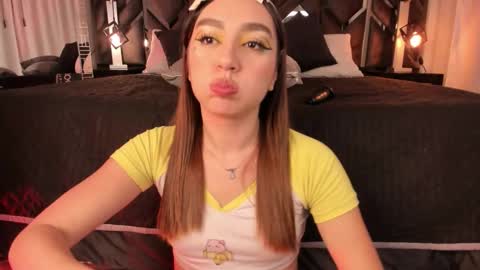 ammy_glow online show from October 2025 04:13:02 AM