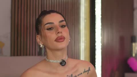 Snapshot of ammyblair chatting on June 2026 04:05:02 PM Amy Blair online show from June 2026 04:05:02 PM