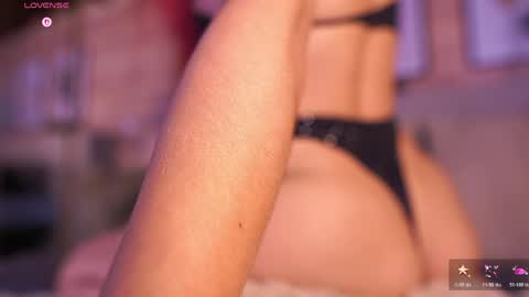 Ammy Scott  online show from April 2026 01:42:02 AM