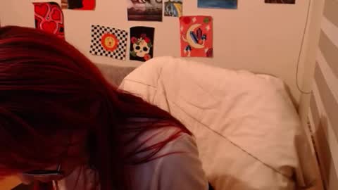 yisel online show from October 2025 02:42:01 AM