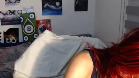 yisel online show from November 2025 04:02:02 AM