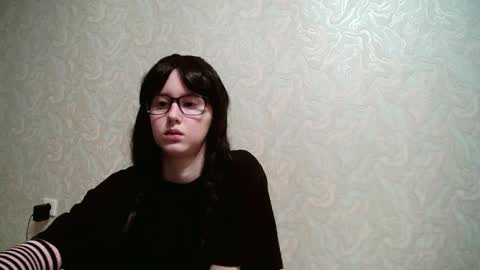 Amomira online show from November 2025 02:21:01 AM