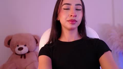 Sophi online show from September 2025 09:47:02 AM