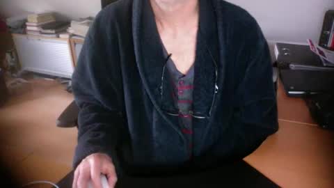 Amor2200 online show from February 2026 10:25:01 AM