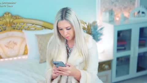 Snapshot of amoramias chatting on December 2024 06:41:01 PM Im the first transgender post-op model on haturbate. I have a new sweet pussy... online show from December 2024 06:41:01 PM