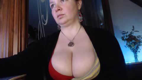 amorelara online show from February 2025 02:44:01 PM