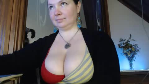 amorelara online show from March 2025 07:08:02 AM