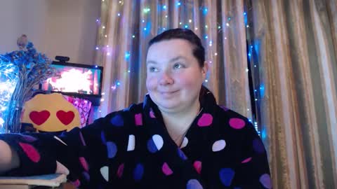 amorelara online show from February 2026 05:57:01 AM