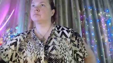 Snapshot of amorelara chatting on June 2026 09:35:02 AM amorelara online show from June 2026 09:35:02 AM