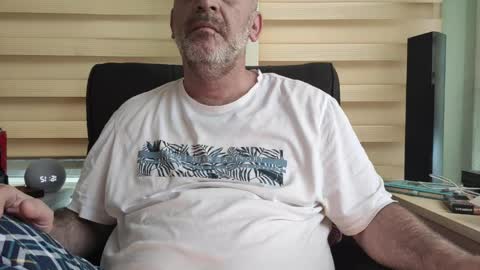 AmorLin online show from March 2026 01:12:02 PM