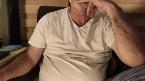 AmorLin online show from May 2026 07:00:02 PM