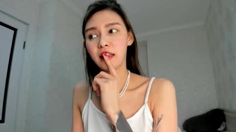 Amy online show from October 2025 12:31:02 AM