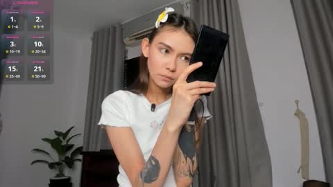 Amy online show from November 2025 12:21:02 AM