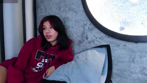 Amy Fox online show from October 2025 01:21:01 PM