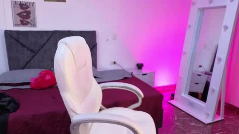 Amy online show from April 2026 01:50:01 PM