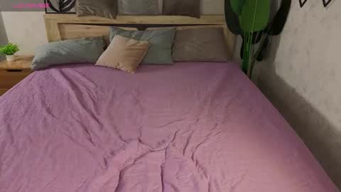 Amy online show from January 2026 12:37:01 AM