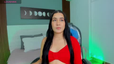 Snapshot of amy_leah_ chatting on April 2026 08:00:02 PM amy_leah_ online show from April 2026 08:00:02 PM