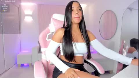 Emily online show from February 2025 06:43:02 PM
