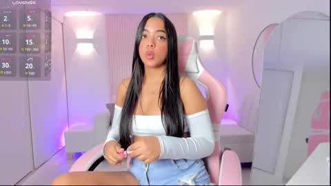 Emily online show from March 2025 05:22:02 PM