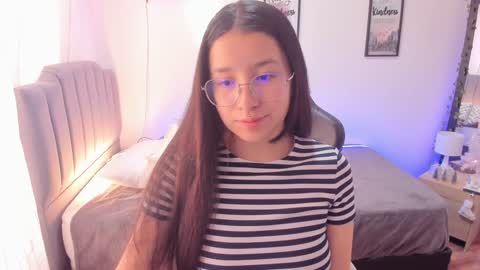 Amy sophia 3 online show from December 2024 02:01:02 PM
