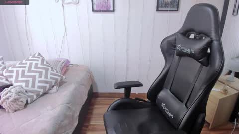 Amy sophia 3 online show from January 2026 12:22:02 PM