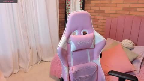 Snapshot of amy_sophiaa chatting on July 2026 11:02:02 AM Amy sophia 3 online show from July 2026 11:02:02 AM