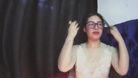 Amy  online show from February 2025 11:44:02 AM