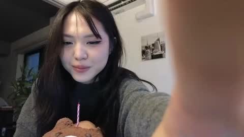 Snapshot of amyalwayshere chatting on December 2024 07:37:01 AM girl next door named Amy online show from December 2024 07:37:01 AM