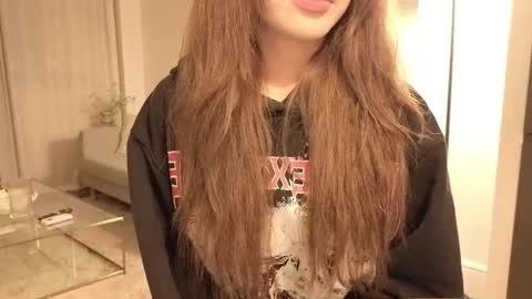 girl next door named Amy online show from December 2025 07:15:02 AM