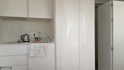 girl next door named Amy online show from February 2026 01:22:02 PM