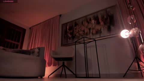 Amy Armstrong online show from February 2025 03:02:01 AM