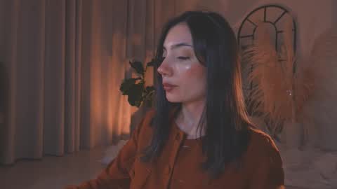 Amy Armstrong online show from September 2025 12:10:02 AM