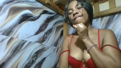 Snapshot of amyatche chatting on June 2026 02:24:02 AM Amyatche online show from June 2026 02:24:02 AM