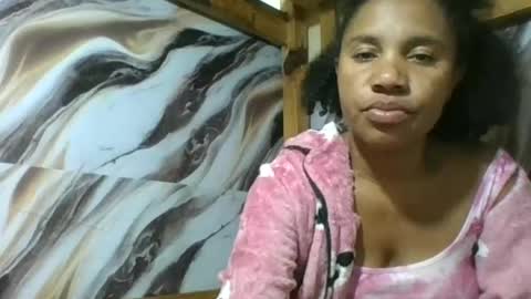 Snapshot of amyatche chatting on June 2026 10:26:01 AM Amyatche online show from June 2026 10:26:01 AM