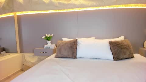 amy online show from February 2026 12:04:02 PM