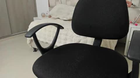 Snapshot of amycortes chatting on October 2025 07:41:01 PM Amy Cortes online show from October 2025 07:41:01 PM