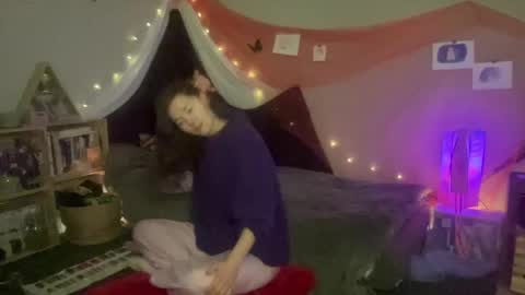 Snapshot of amydreamgirl chatting on January 2025 07:34:02 AM amydreamgirl online show from January 2025 07:34:02 AM