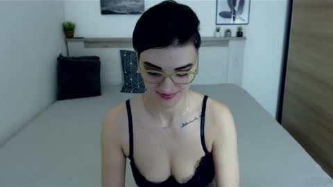 Hi there guys  My pleasure in your hands  pvt is open online show from January 2025 09:16:02 AM