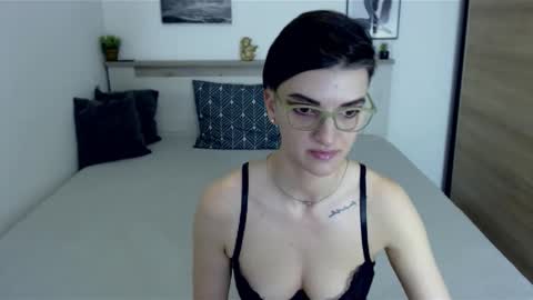 Hi there guys  My pleasure in your hands  pvt is open online show from January 2025 10:50:01 AM
