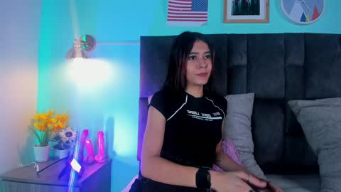 Snapshot of amypalmmer chatting on January 2025 05:48:01 PM AMMY online show from January 2025 05:48:01 PM