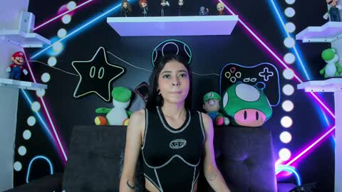 Snapshot of amypalmmer chatting on January 2025 11:43:02 AM AMMY online show from January 2025 11:43:02 AM
