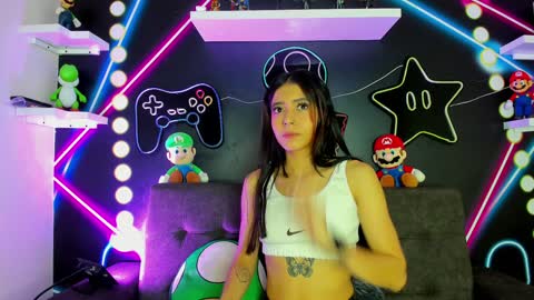Snapshot of amypalmmer chatting on January 2025 11:37:02 AM AMMY online show from January 2025 11:37:02 AM
